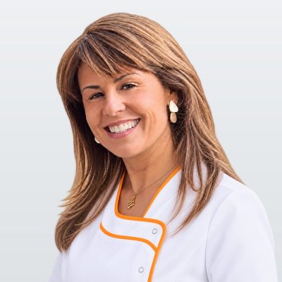 Marta Abadez, auxiliar de clínica en Odontalia